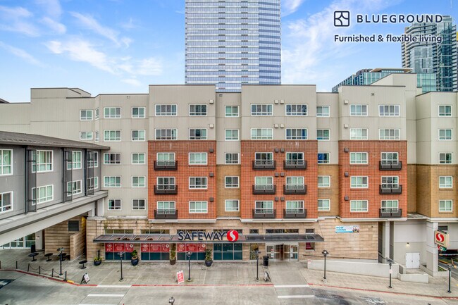 250 Bellevue Way NE Unit SI FL4-ID318