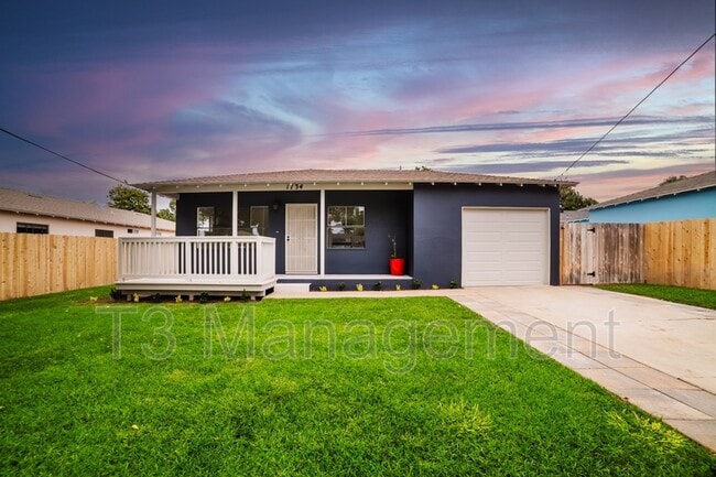 Building Photo - 1734 Serrano St Rental