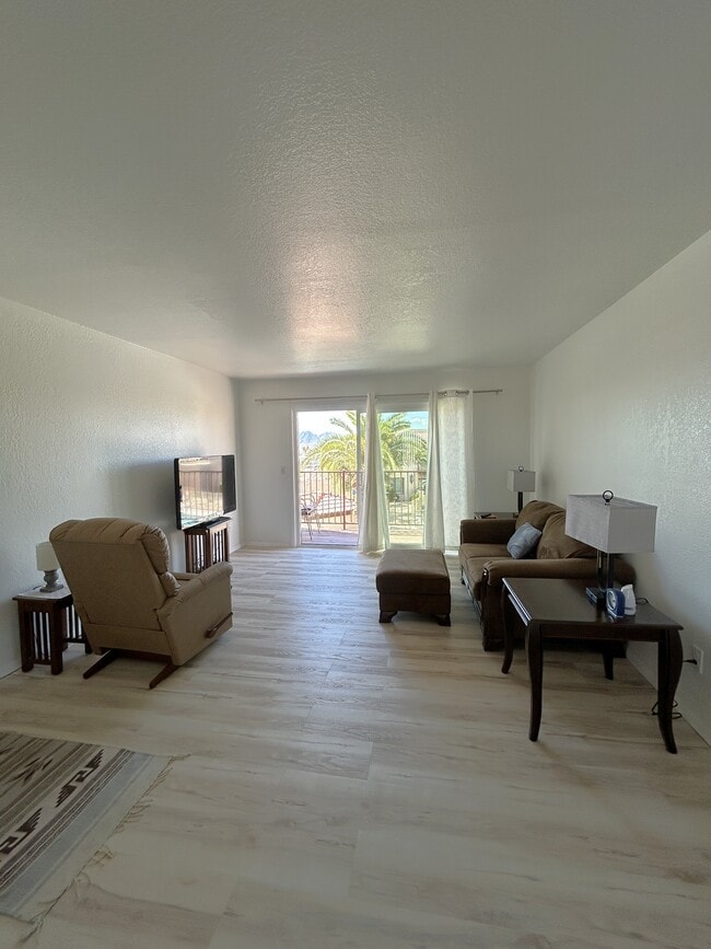 Living Room - 1796 Bahama Ave Unit C