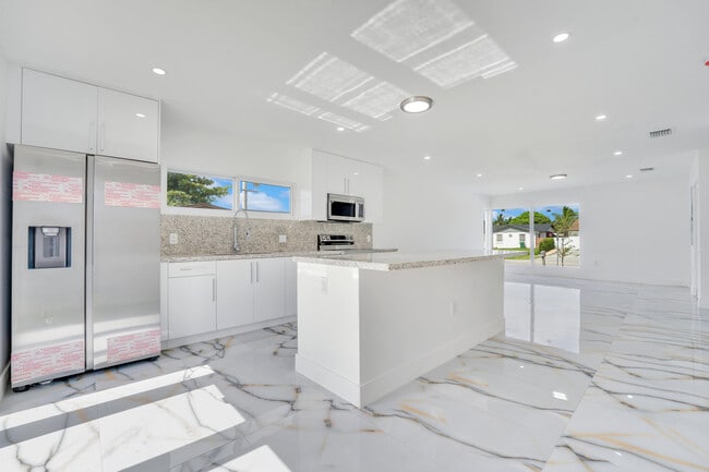Photo - 16315 SW 107th Ave