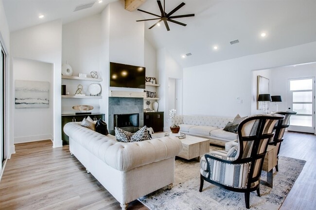 Photo - 3812 138th St