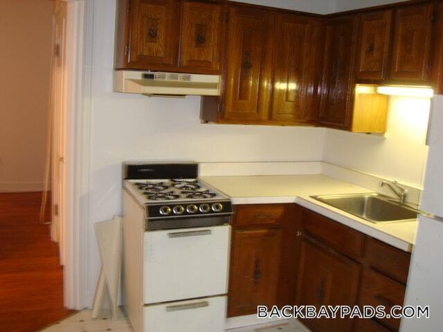 Photo - 52 Clearway St Unit 5