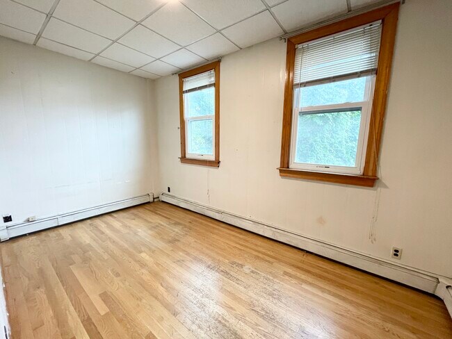 Photo - 6 Oswald St Unit 2