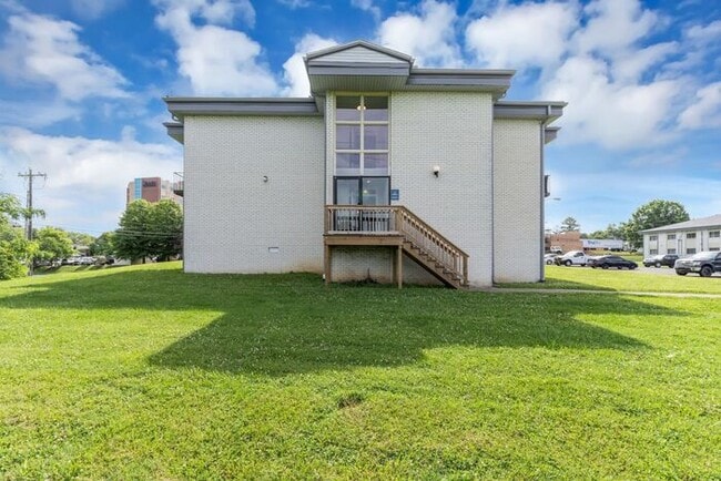 Photo - 2 Bedroom Unit was recently renovated. Live walking distance from the downtown square or steps fr...