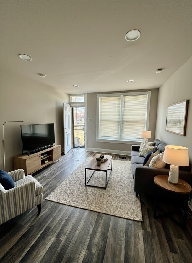 Photo - 88 E Garfield St