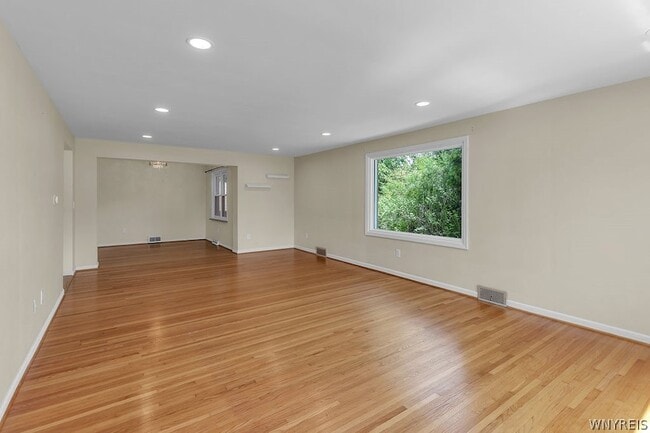 Photo - 69 Berryman Dr