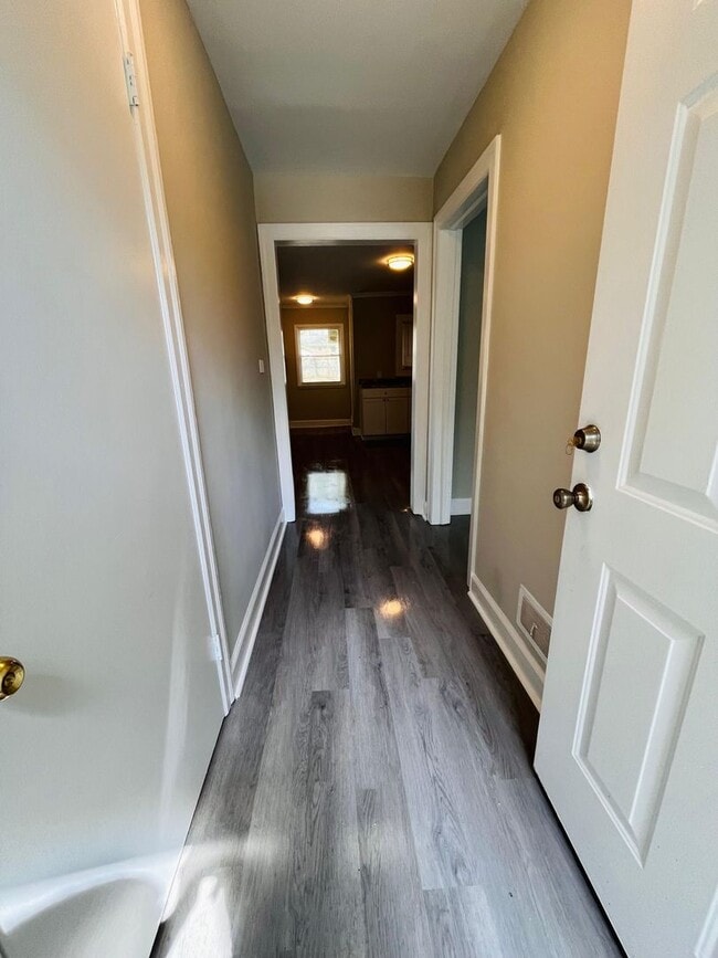 Photo - three bedroom duplex with ALL utilities included