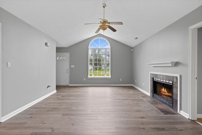 Photo - Adorable Home in Horse Creek Farms!