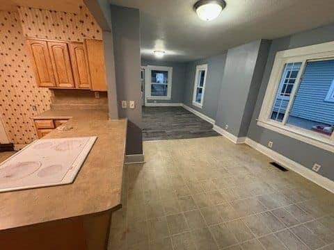 Photo - 2061 N College St