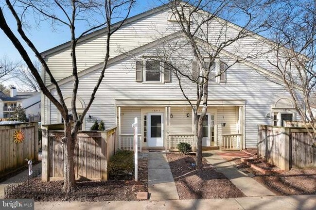 Building Photo - 13210 Meander Cove Dr Unit Cozy condo