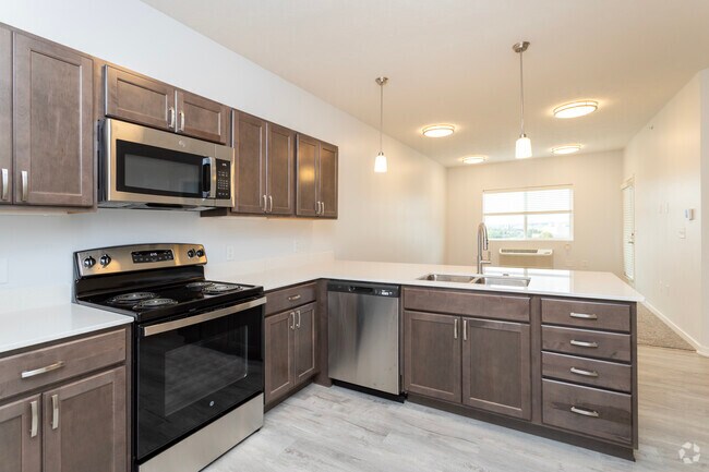 1HAB, 1BA - 603 ft² - Belle Point