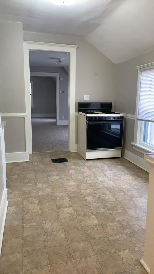 Williams 1026 Unidad Upper Rental Jackson, MI