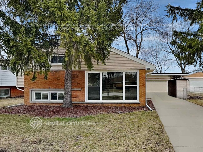 Building Photo - 7504 Emerson St