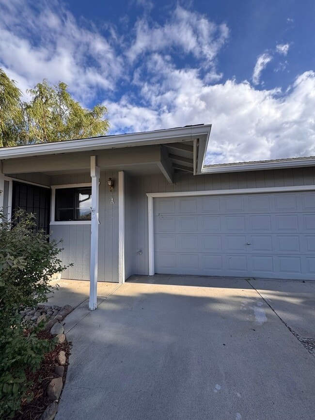 Photo - 1371 Kimmerling Rd