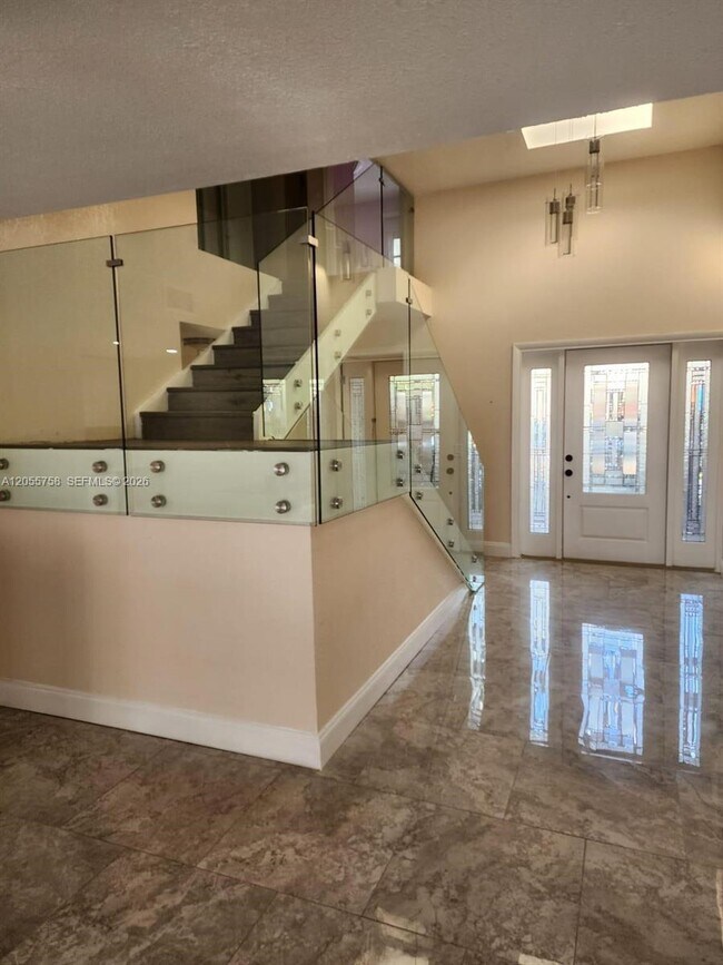 Photo - 11130 N Lakeview Dr