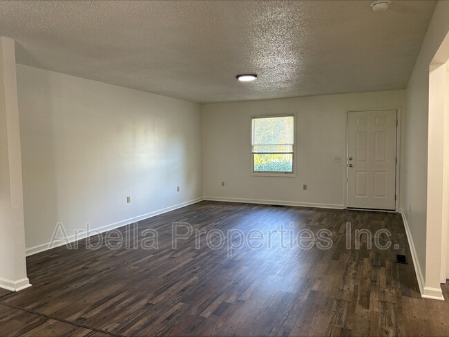 Photo - 119 Rowe Ln Unit Apt 7