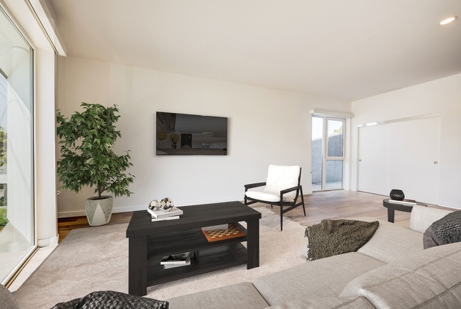 Photo - http://5263wadams.com