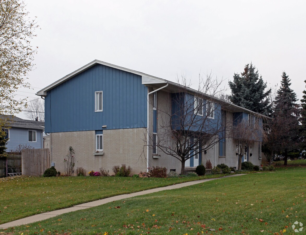 Photo - Mayflower Townhouses Cooperative