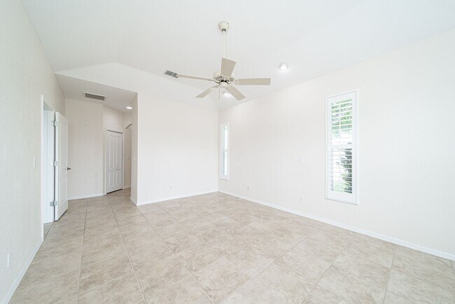 Photo - 1123 SW 28th Terrace Unit Mother in law