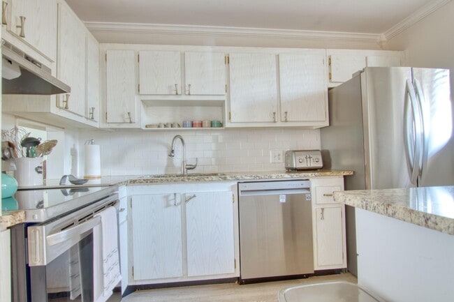 Photo - 4345 Trevi Ct Unit 204