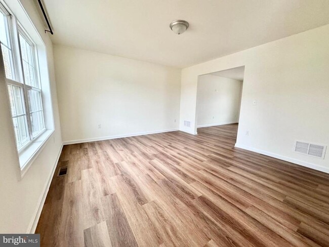 Photo - 352 Quail Landing Cir