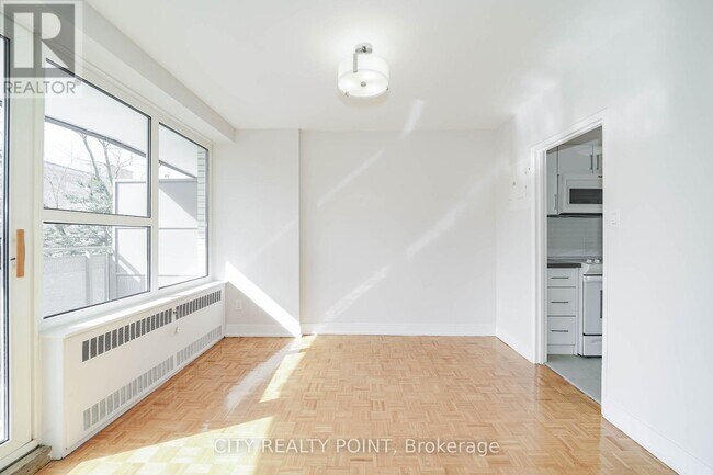 Photo - 10 Shallmar Blvd Unité 509