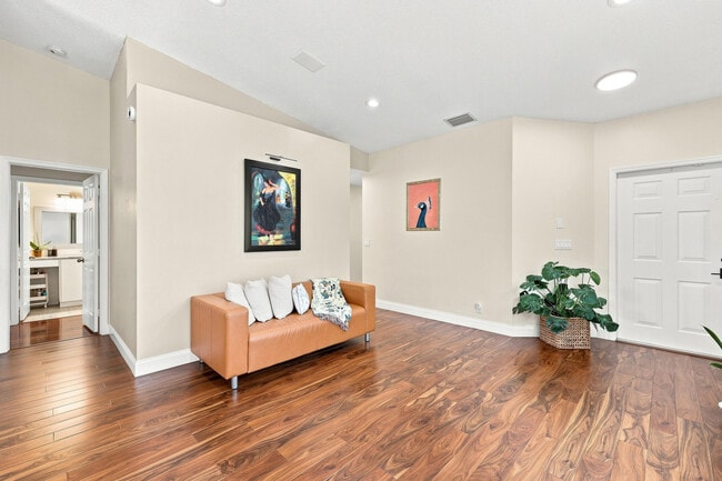 Photo - 4344 NW 1st St