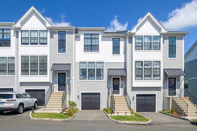 Building Photo - 159 Brentwood Cir Unit 159