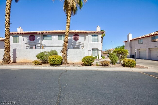 Photo - 3826 Starfield Ln