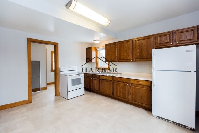 Photo - 3 Bedroom Home Available!