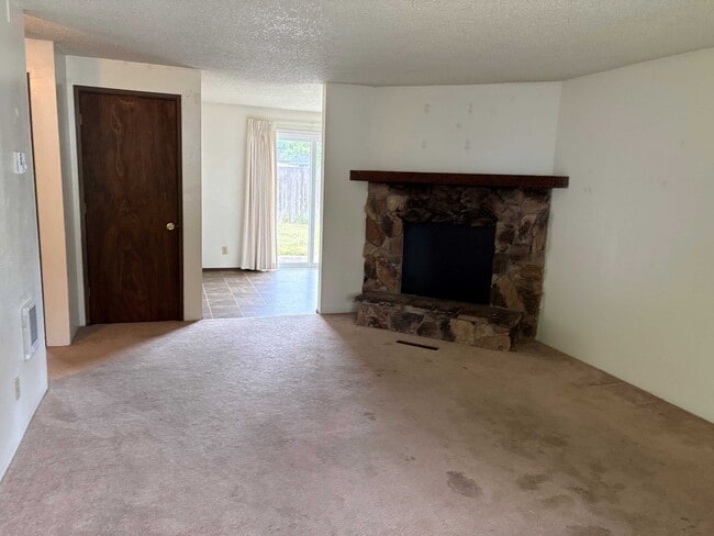 312b - 312b Apartamento Unidad 4876 Elderberry Lp