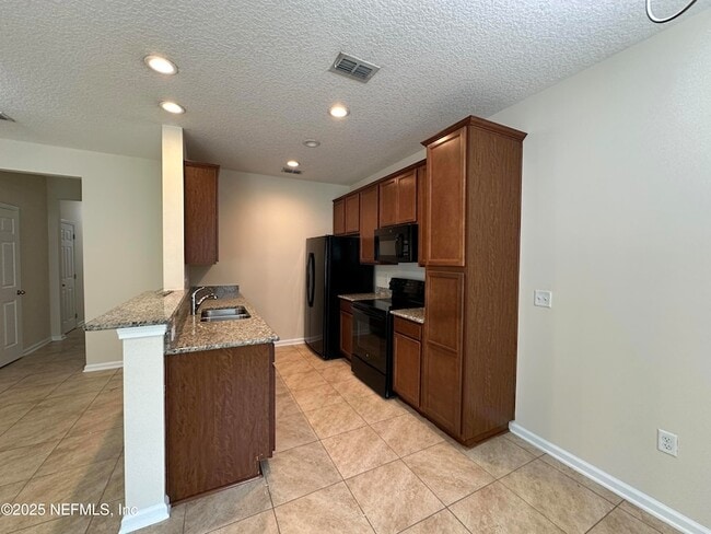 Building Photo - 111 Moultrie Village Ln Rental
