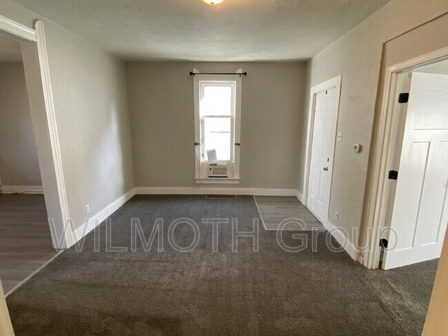 Photo - 510 W 5th St Casa