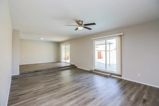 Photo - 6724 S Lakeshore Dr