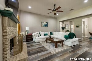 Photo - 1131 Flaming Oak Dr