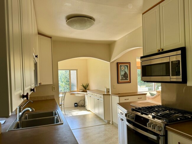 Photo - 7661 Wandering Dr