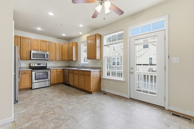 Photo - Lovely 3 BR/2.5 BA Townhome in Camp Springs!