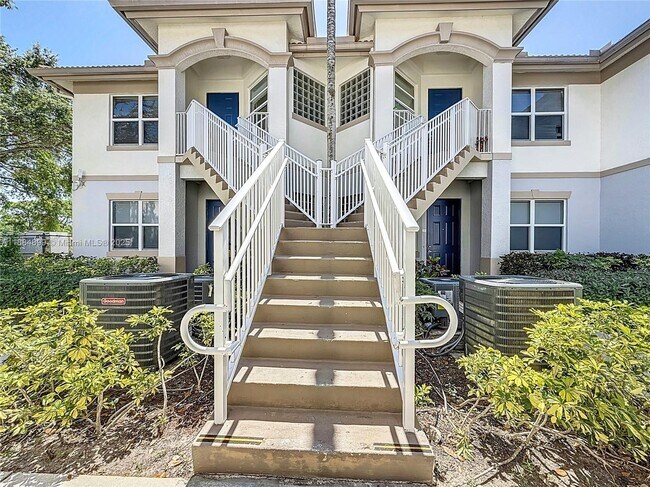 Photo - 3200 N Haverhill Rd Unit C207