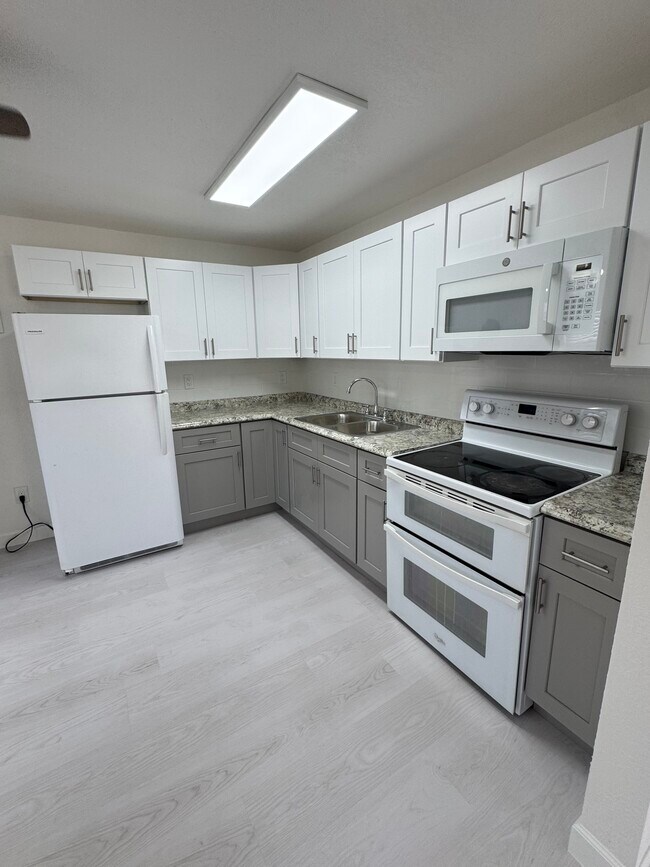 Photo - 3431 Hi St Unit 3431