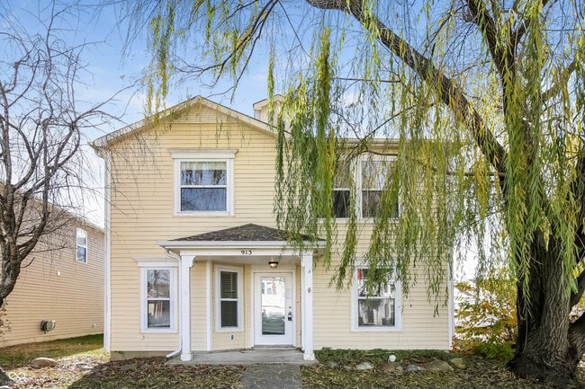 Building Photo - 913 Harbon Dr Rental