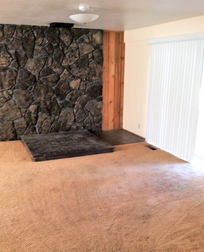 Photo - B Ave Duplex Unit 403 B Ave (upstairs )