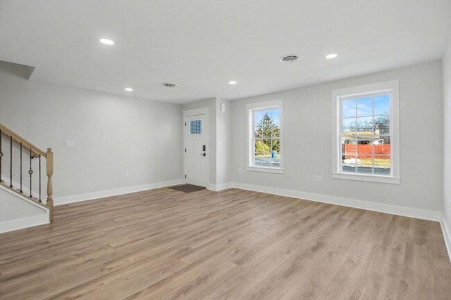 Photo - 1355 Valley Green Rd