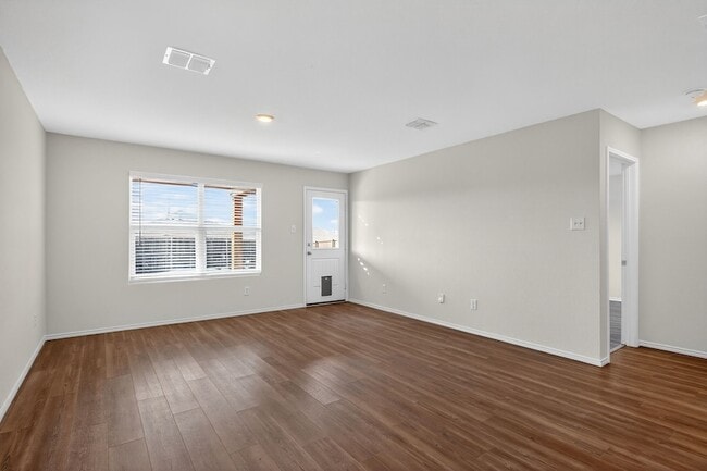 Photo - 4333 Johnstown Ln.