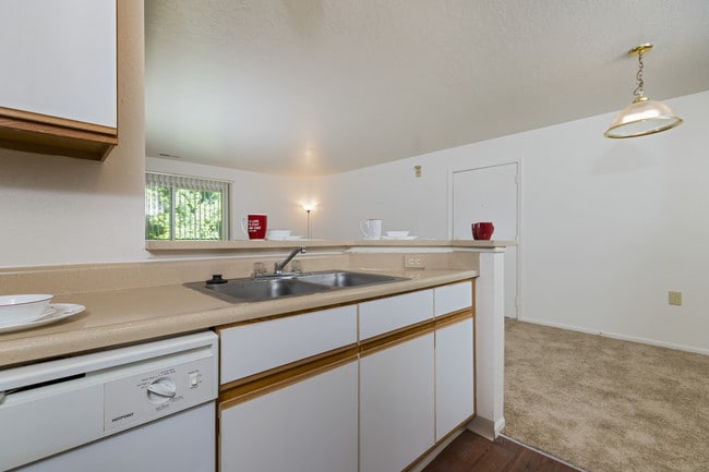 Photo - Tree Top Ridge Apartments