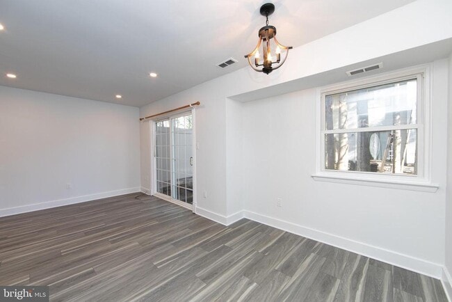 Photo - 363 Barton Run Blvd