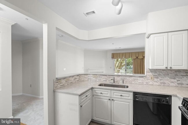 Photo - 12915 Alton Square Unit 213