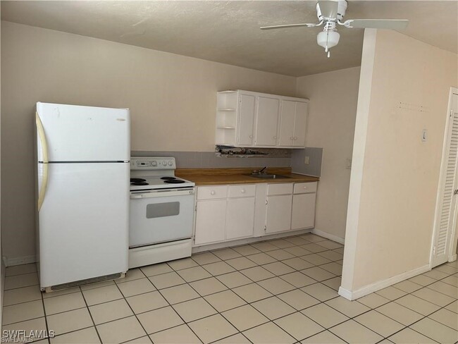 Photo - 12919 First St