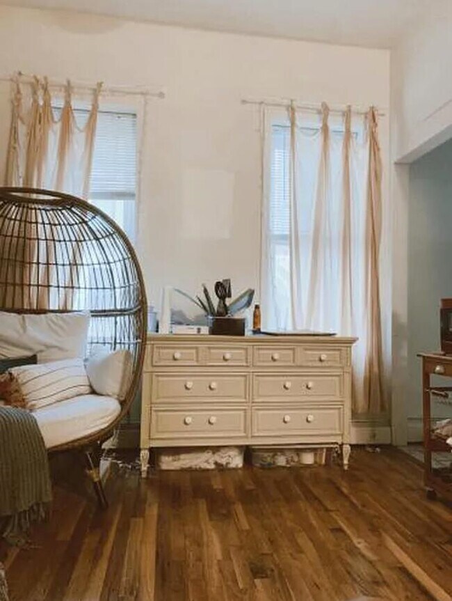 Photo - 18 Mercer St Unit 3