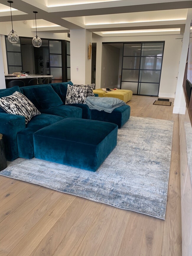 Photo - 849 S Broadway Unit 812