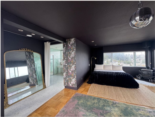 Building Photo - 28 Twin Peaks Blvd